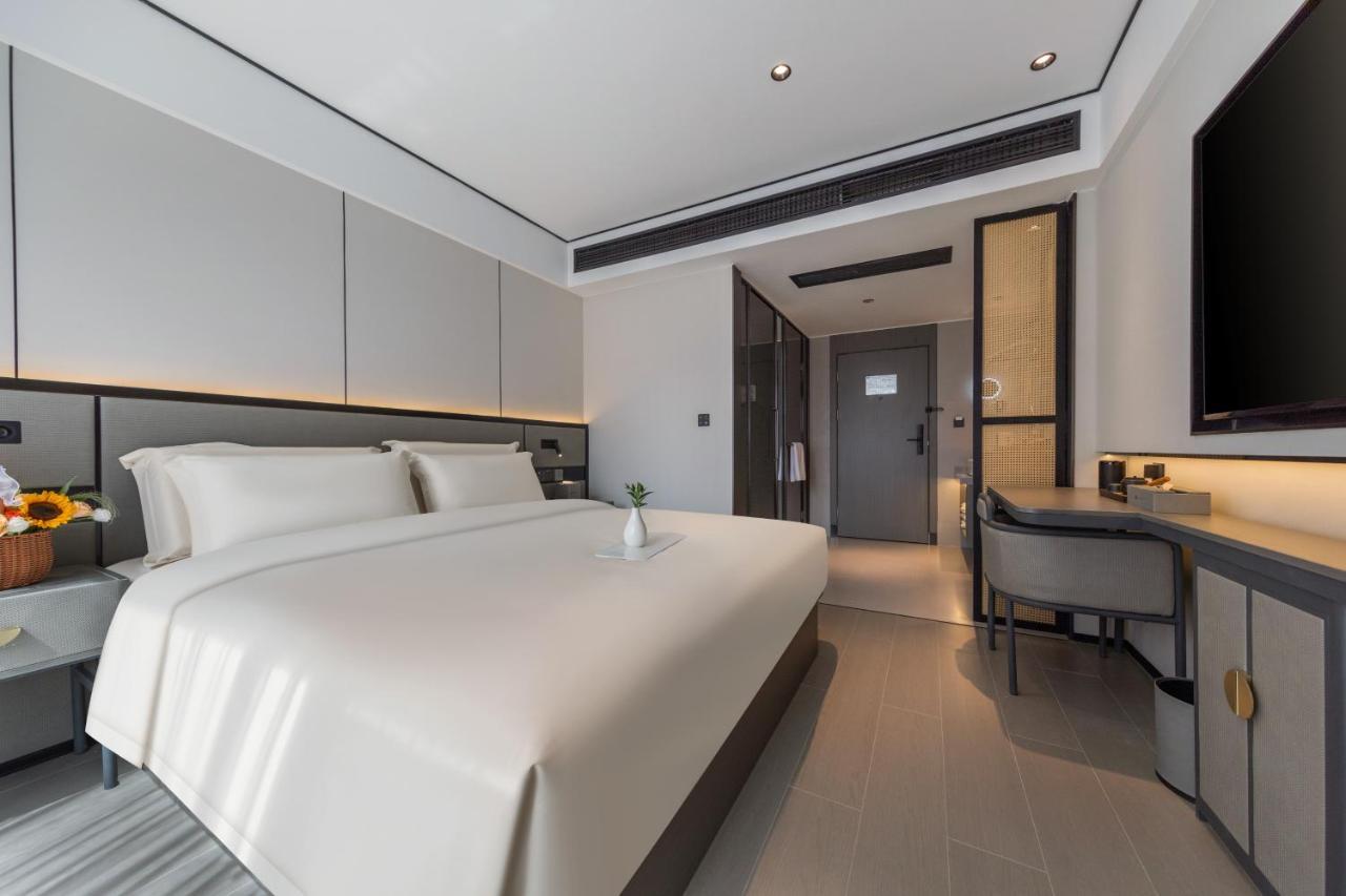 Gongxili - Xige Hotel Free Welcome Tea And Dessert Чэнду Экстерьер фото